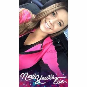 Meet your Posher, Alyssa